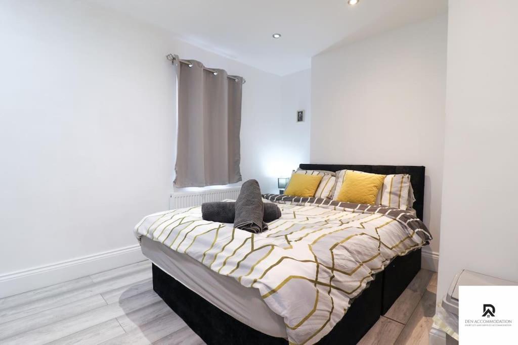 Den Accommodation & Short Lets Greenwich London - 3 Bed House 外观 照片
