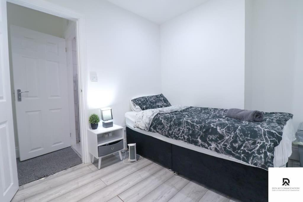 Den Accommodation & Short Lets Greenwich London - 3 Bed House 外观 照片