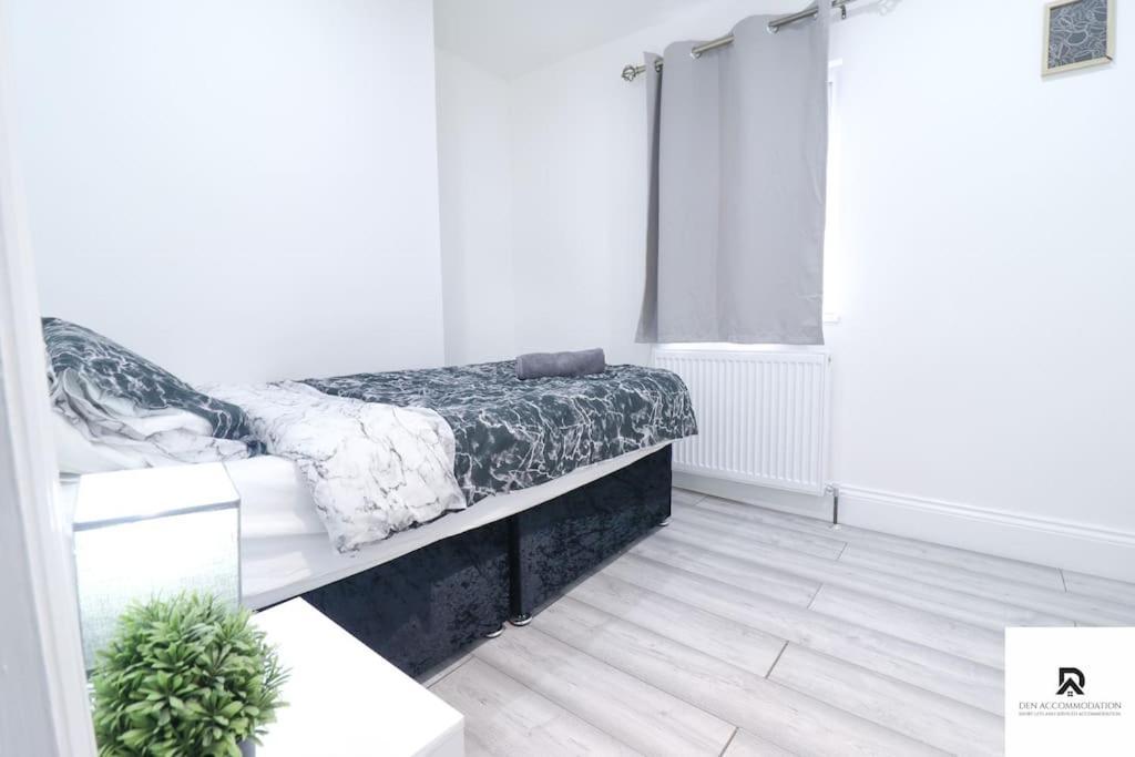 Den Accommodation & Short Lets Greenwich London - 3 Bed House 外观 照片