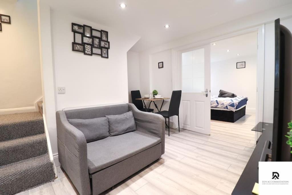 Den Accommodation & Short Lets Greenwich London - 3 Bed House 外观 照片
