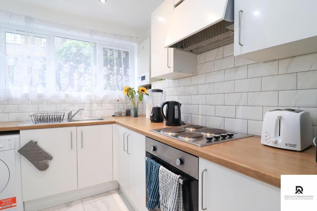 Den Accommodation & Short Lets Greenwich London - 3 Bed House 外观 照片